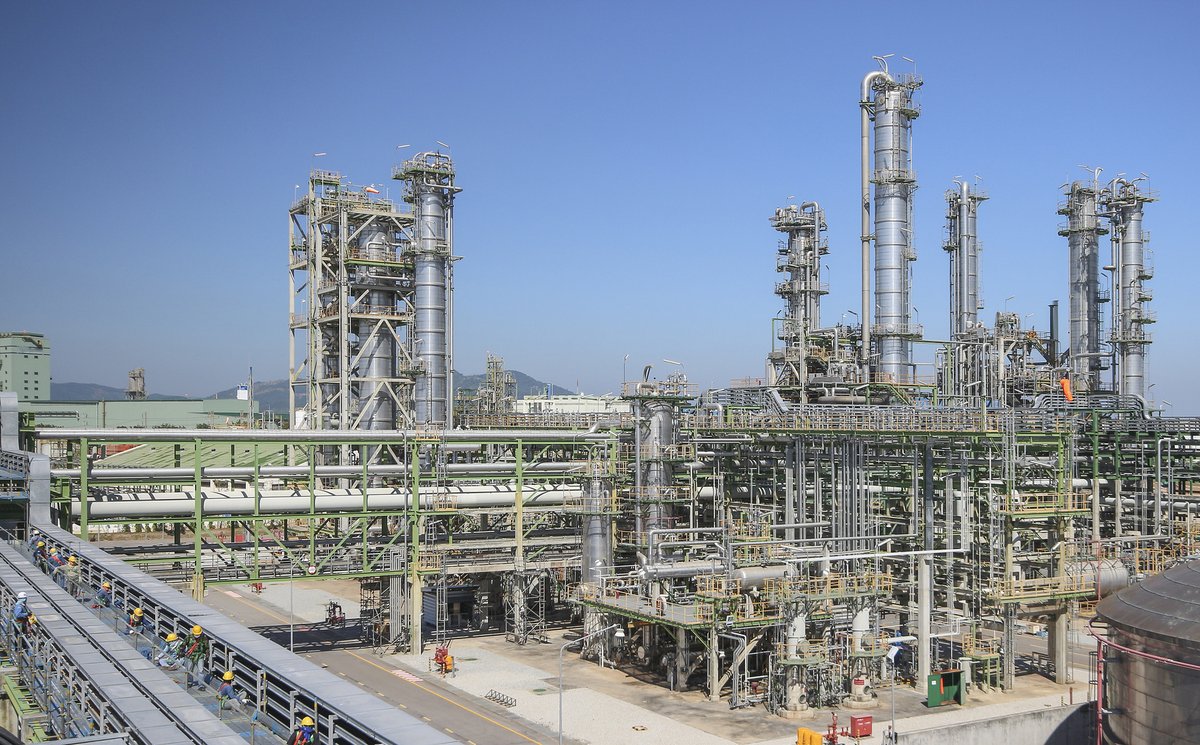 NubergEPC's tweet photo. #IOCL’s 400 TPD sulfur recovery unit (SRU) in Vadodara is on track to be completed by #NubergEPC earlier than expected. #MakingIdeasHappen to add new milestones to Nuberg’s portfolio #Sulfur #SulfurRecoveryUnit #SulfuricAcid #EGYPS2023 #IndiaEnergyWeek #Fertilizer #SulfuricAcid https://t.co/uE6uUwYHnS