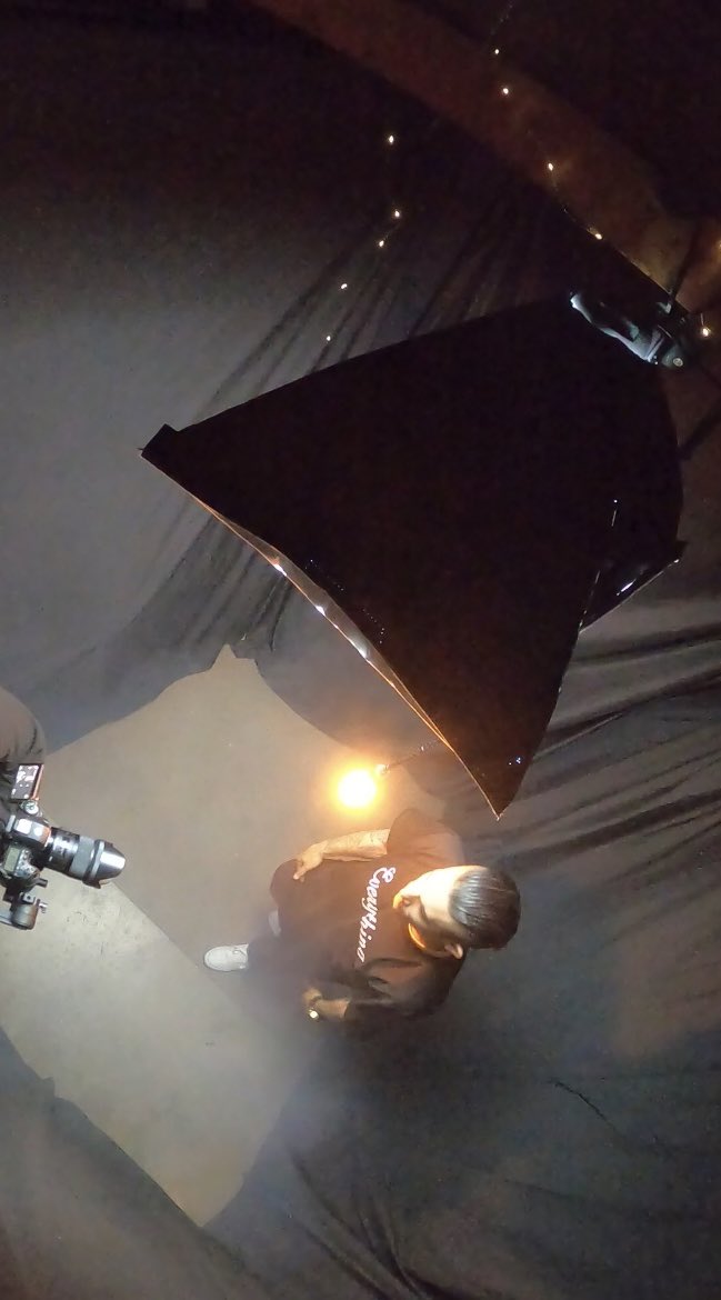 vibekrew's tweet photo. Behind the scenes footage of shooting the "50/50 Everything" music video! I love the camaraderie in the krew that keeps our relationship strong and going on 20+ years https://t.co/tWgD4CIC14