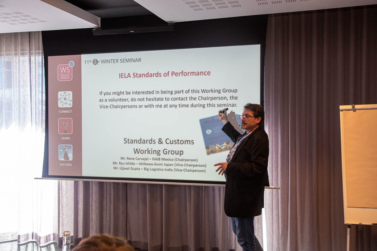 IELAWORLD's tweet image. During #IELAWS23 IELA Board Member David Palomo with Suomen Messulogistiikka Finland, presented the IELA #standardsofperformance required to all #IELAMembers
📸event gallery: iela.org/events/ws23/ev…
#trainingevent #exhibitionlogistics #freightforwarder #eventlogistics #eventprofs