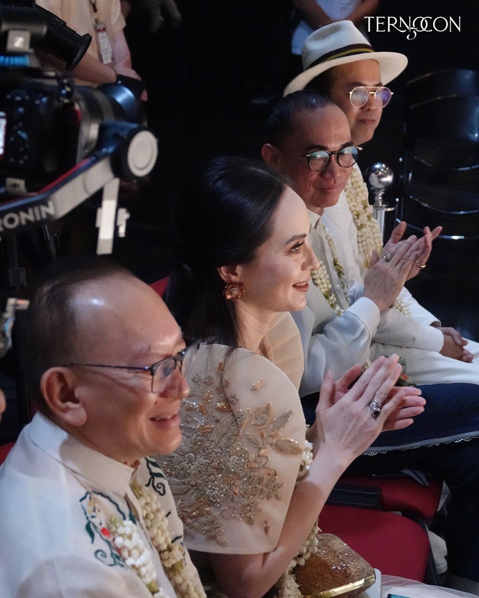 benchtm's tweet photo. Deepest gratitude and appreciation to all the TernoCon III participants, partners, mentors, guests, and media friends who made this edition of TernoCon a success. (2/3)
Photos by the Mint Prod Team and Patrick Uy
#TERNOCON3 #BENCHLoveLocal #BalintawakDress https://t.co/mSmpfwwp9K
