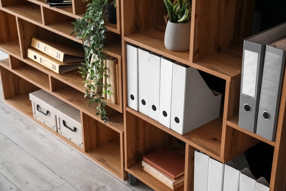 StackedIreland's tweet photo. Investing in your workspace can have significant benefits. 
These are just three. 

1. Increased physical and mental well-being of employees
2. Increased work performance and productivity
3. Decreased absenteeism and sick leave

#workplacewellbeing #employeewellness https://t.co/d5wOCpUaoO