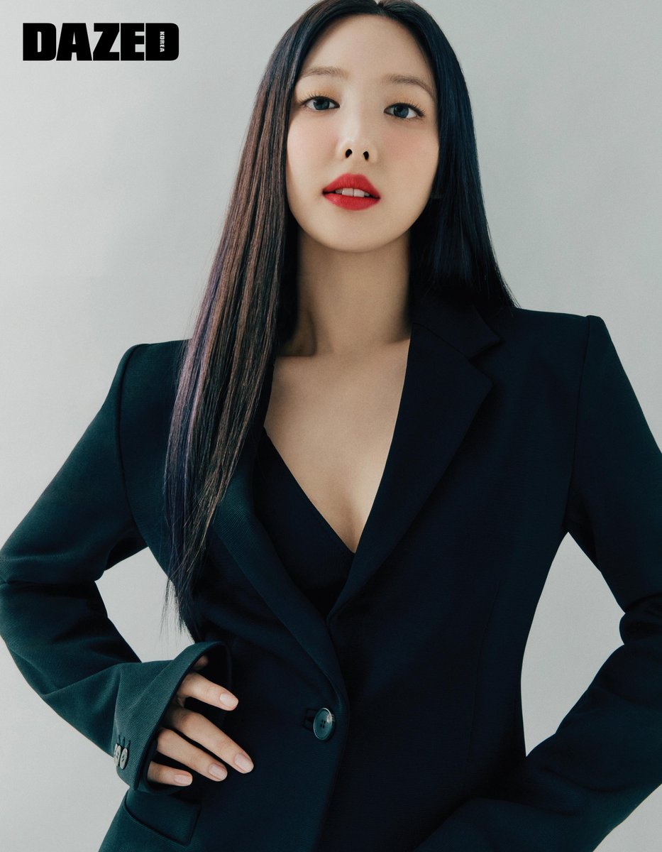 JYPETWICE's tweet photo. NAYEON X Givenchy Beauty X DAZED KOREA

https://t.co/XxgfaKpedQ

💫Listen "MOONLIGHT SUNRISE" with Remixes Here👇
https://t.co/P3UK3ACdPG 

#TWICE #트와이스 #NAYEON #나연 #GivenchyBeauty #DAZEDKOREA #광고 https://t.co/XPcgOCw6bS