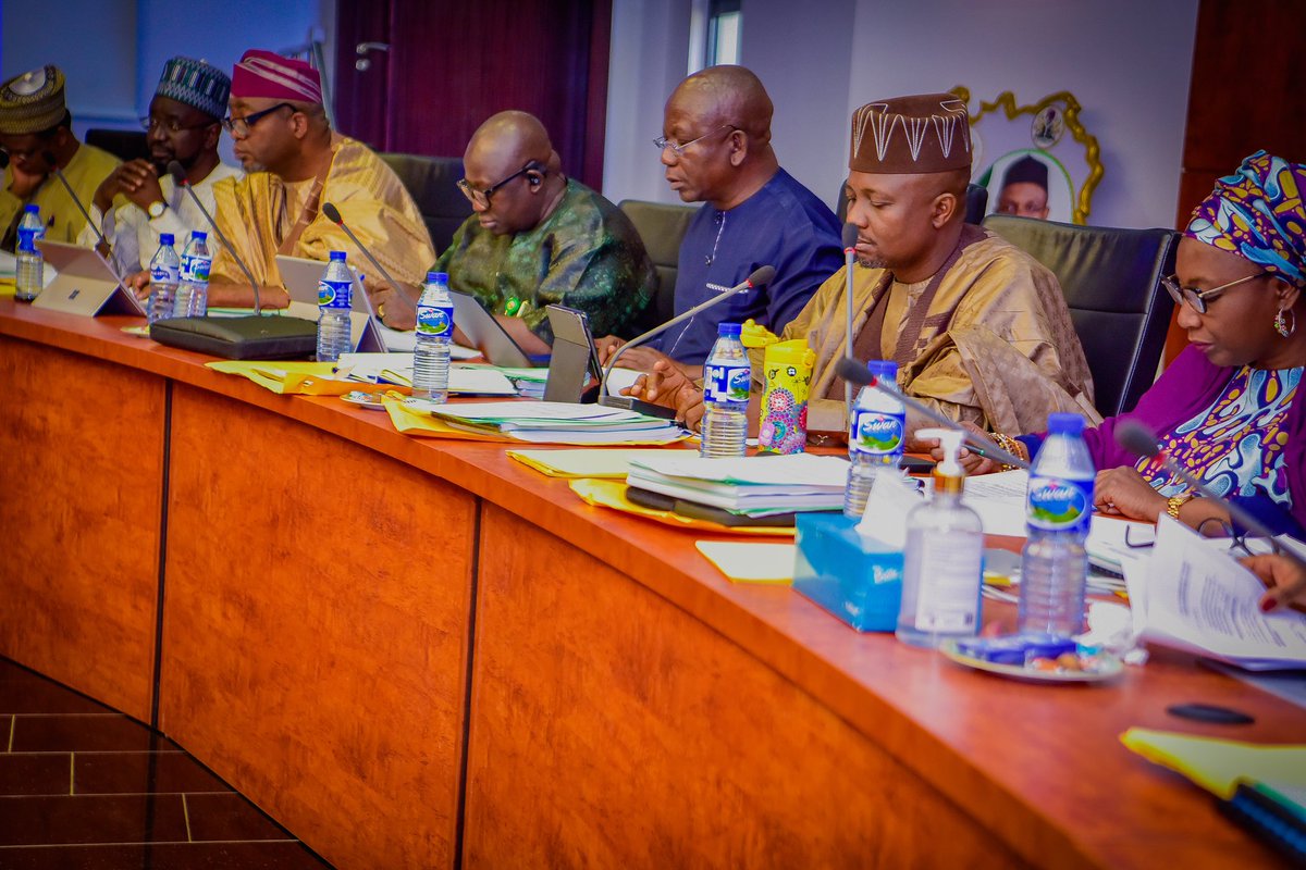 GovKaduna's tweet photo. The Kaduna State Executive Council is holding its regular weekly meeting. Malam Nasir @elrufai is chairing the session. https://t.co/A24s4yhKQY