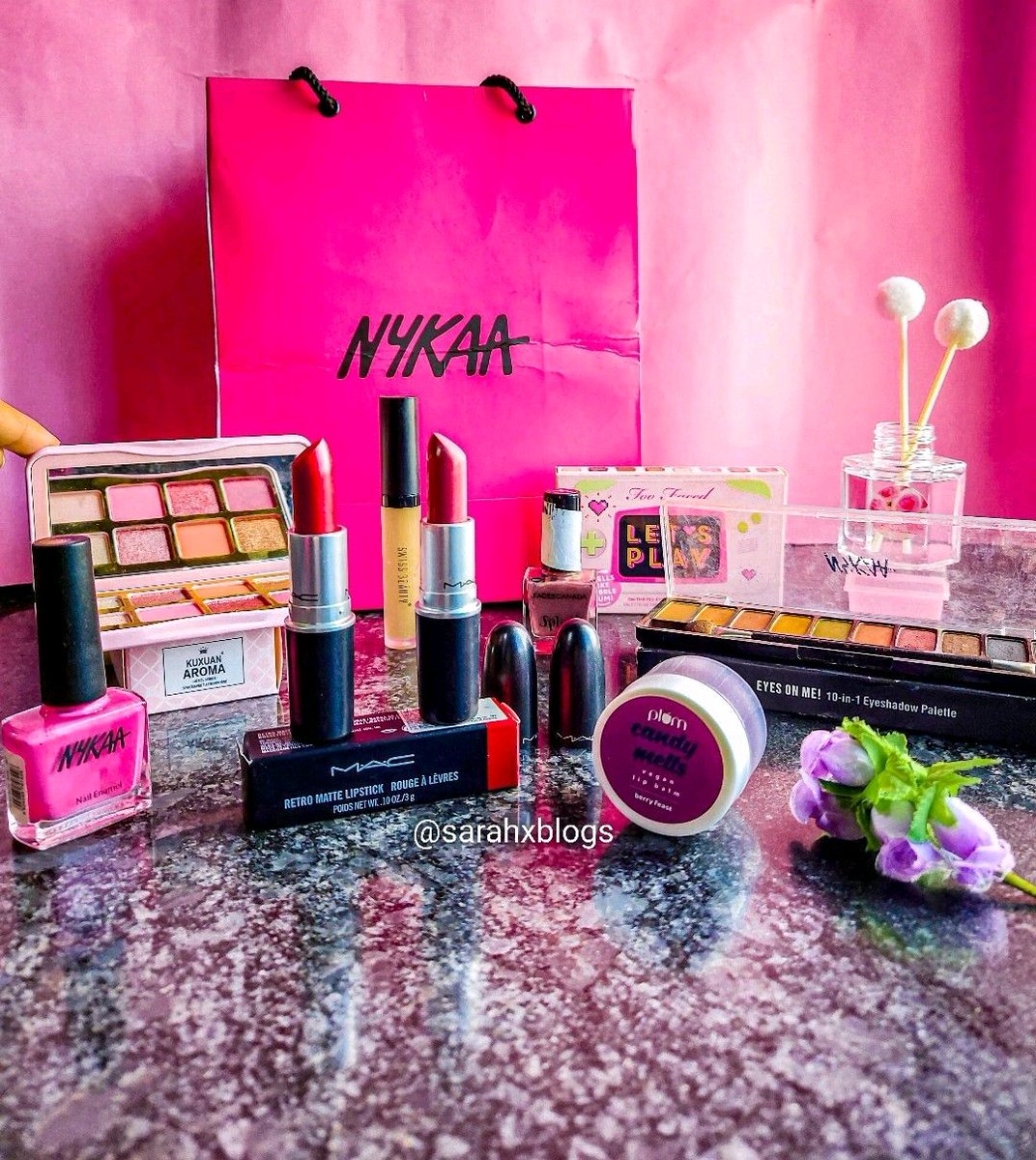 Flatlay Photography for @MyNykaa 
DM for professional captures📸
#indianproductphotography #productphotographyindia #productstylist #shotonandroid #productphotography #creativeproductphotography #productphotographyathome #ugccreator #ugccommunity #photographytipsandtricks
