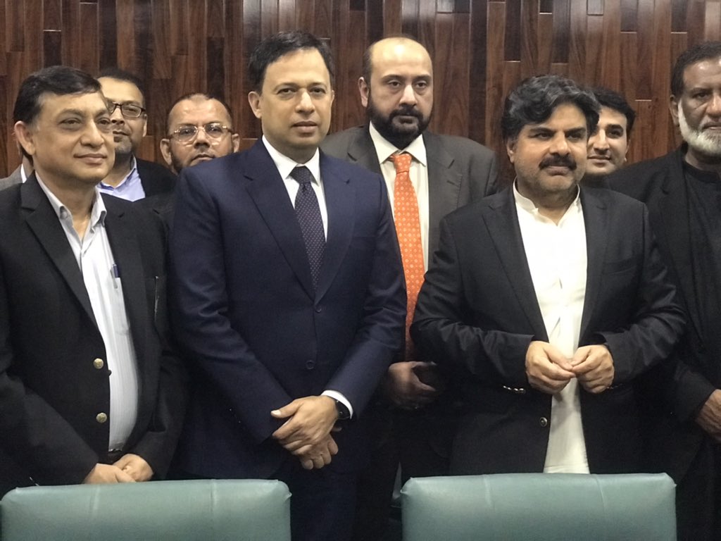 SindLg's tweet photo. Additional Chief Secretary LG Sindh Engineer Syed Najam Ahmed Shah along with Honourable Minister LG Nasir Hussain Shah in the meeting with Turkish Investment Firm.#LGSind https://t.co/7lFhXCdTmZ