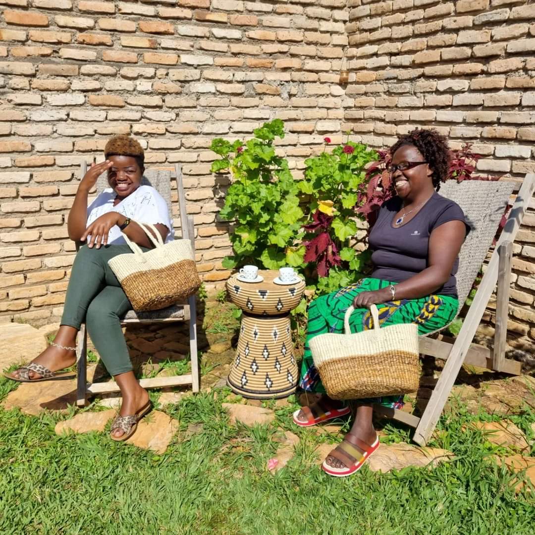 NgoTalking's tweet photo. We are so proud of Jeanne and Dativa going through another training in #weaving handbags. These #handbags are a mix of banana leaves and sisal fibre. We can now create them in all different sizes. #Beach bag size, #shopping bag size, and a handbag size.
#womenempowerment https://t.co/QLkaMqUwxH