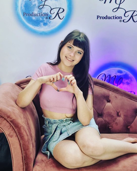 Kiss les amours   #MLRGIRLS  ➡️https://t.co/6ah3NFoIU5 ➡️https://t.co/jr2bn77aQG ➡️ https://t.co/0LeZcn7VU7 ➡️https://t<a href="/tag/mlrgirls"class="tags">#MLRGIRLS</a>