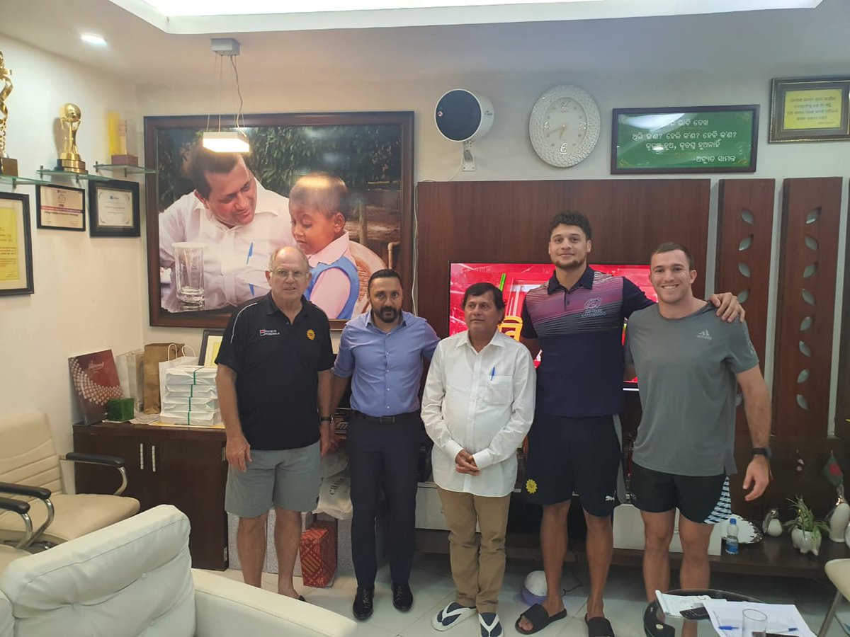 achyuta_samanta's tweet photo. Glad to extend our MoU with India Rugby Football Union (IRFU) for the next three years. As part of the agreement, KISS will be associate sponsor of the Rugby teams.

Under this initiative, international coaches will train players from KISS and Odisha. https://t.co/IG3S15ek4r