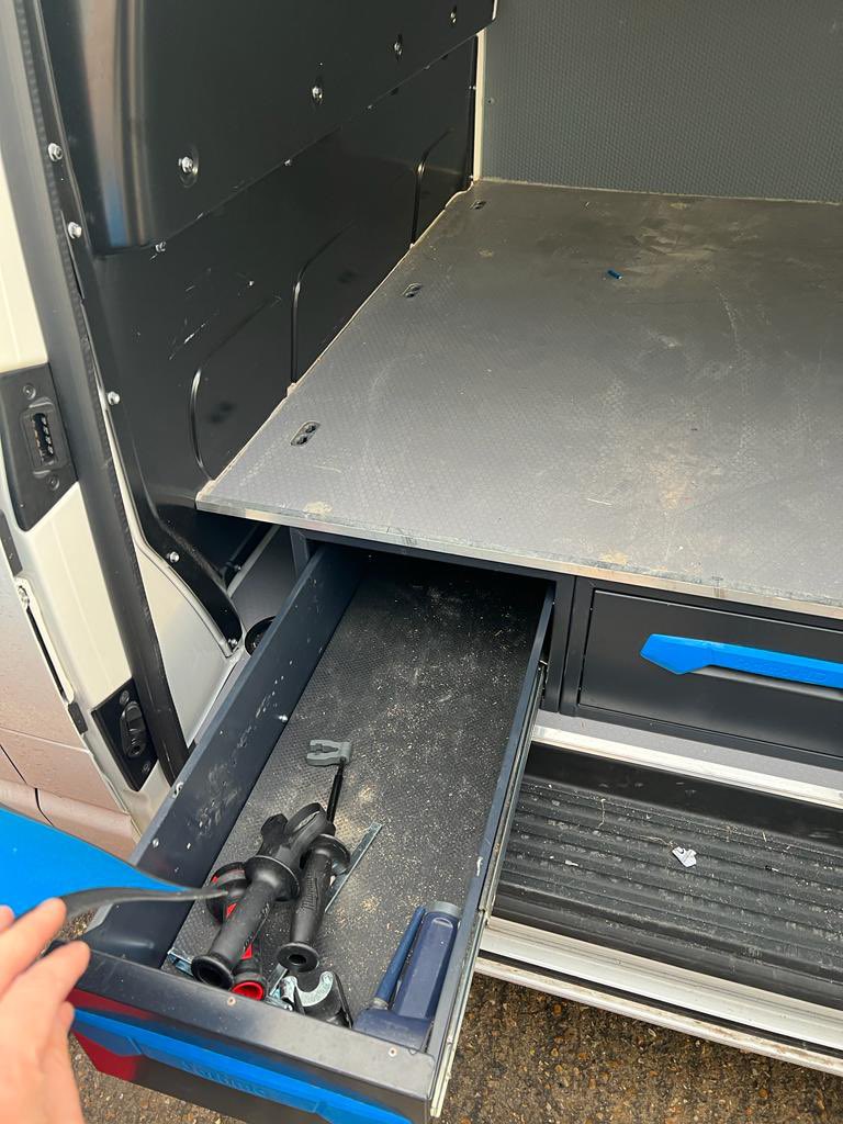 Artisan Electrics tweet media