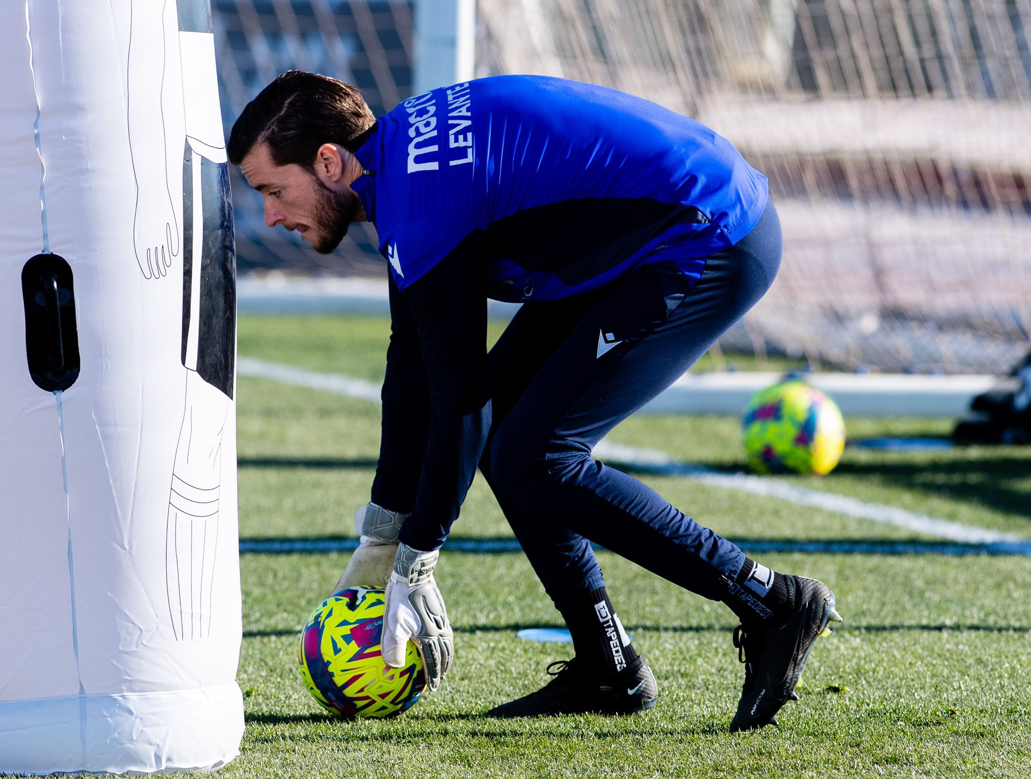 enfermo Confiar comentarista Levante UD 🐸 on Twitter: "Cargando batería🔋🔛 https://t.co/LZqaKaM0OR" /  Twitter