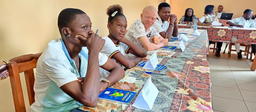SephoraMeta12's tweet photo. #MAJ_RDC_Kongocentral
Formation des jeunes pairs éducateurs en éducation sexuelle complète à Matadi du 28 au 31 janvier 2023 avec l’appui du projet #WISH

@abefnd_rdc 
@IPPFAR 
@UNFPARDC 
@UKaid https://t.co/Od3c7eccFa