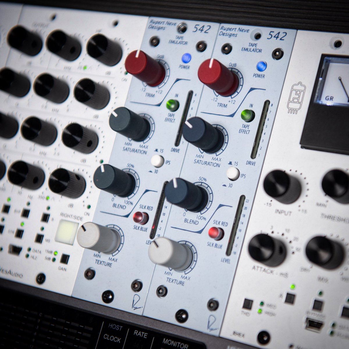 TheEdThorne's tweet photo. These RND 542s add wonderful harmonics &amp; density my mixes. I can’t recommend these enough!

@rupert_neve #RupertNeve #RND #Analog #analogmusic #saturation #harmonics #neve #analogmixing #mixingstudio #mixingmusic #mixengineer #mixengineers #proaudio #studioporn #analogstudio https://t.co/vW9ZXL1PHR