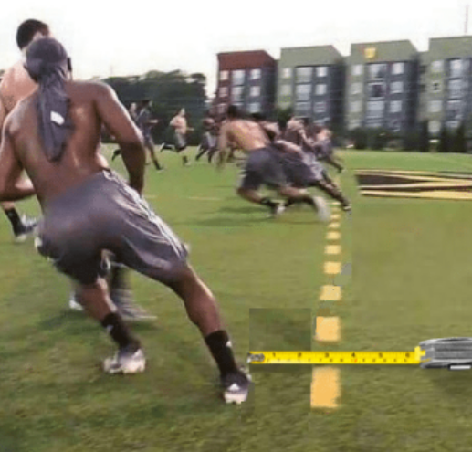 thewinningdiff1's tweet photo. "Every time you skip a rep behind your coach's back you are not tricking him, you are cheating your teammates and yourself." - Senquez Golson https://t.co/VDbFAdmtxn