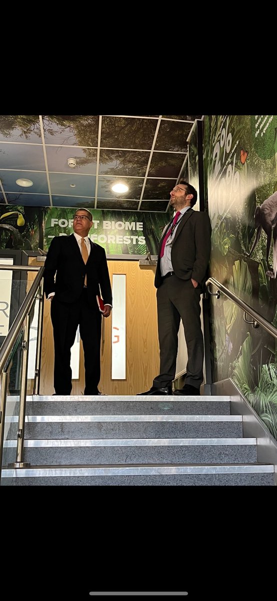 AlokSharma_RDG's tweet photo. Great to visit ⁦@WrenSchool⁩ to see recent developments

It has come a long way since some local parents and I sat down a few years ago to work towards delivering a new school! 

Good to also see focus on teaching students about sustainability and biodiversity https://t.co/7JeNf8PALa