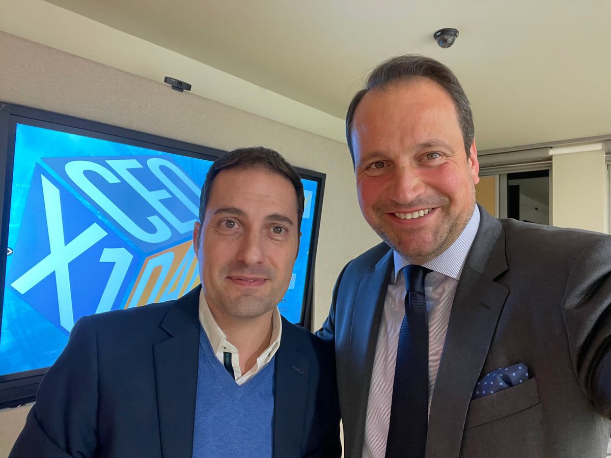 JaimeOzores's tweet photo. 🧩 Strategic partnership with @polnavarro CEO at @InnoCells, digital hub of @BancoSabadell 👏👏

@odgersberndtson #obspain #headhunter #eae #ceo #liderazgo #management https://t.co/2xpVfDaoFu