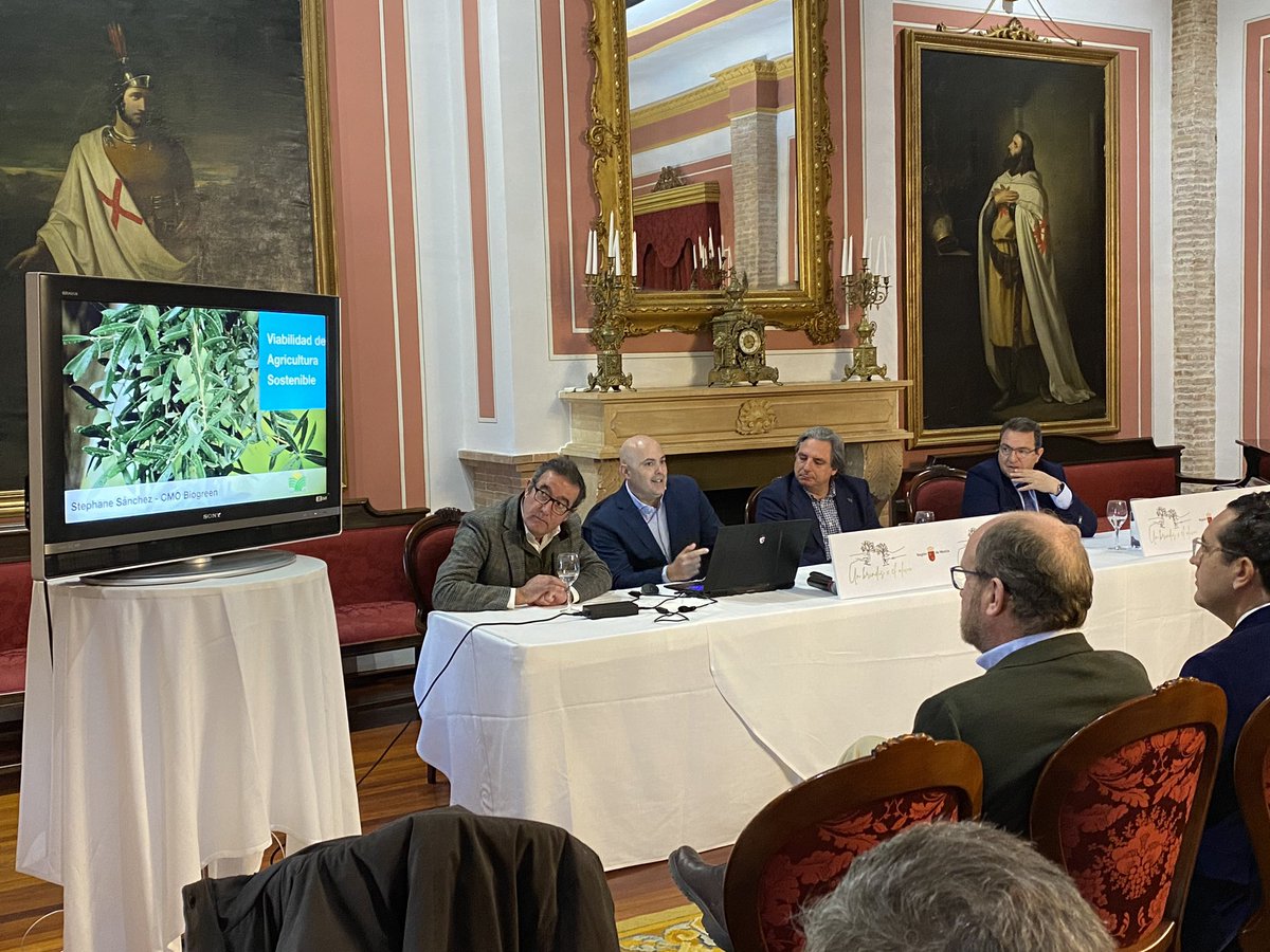 Stephane Sánchez, CEO de <a href="/biogreenroad/">biogreenroad</a> nos está contando cómo han conseguido ahorrar agua tras realizar investigaciones y diversos ensayos.
#UnbrindisxelolivoRM