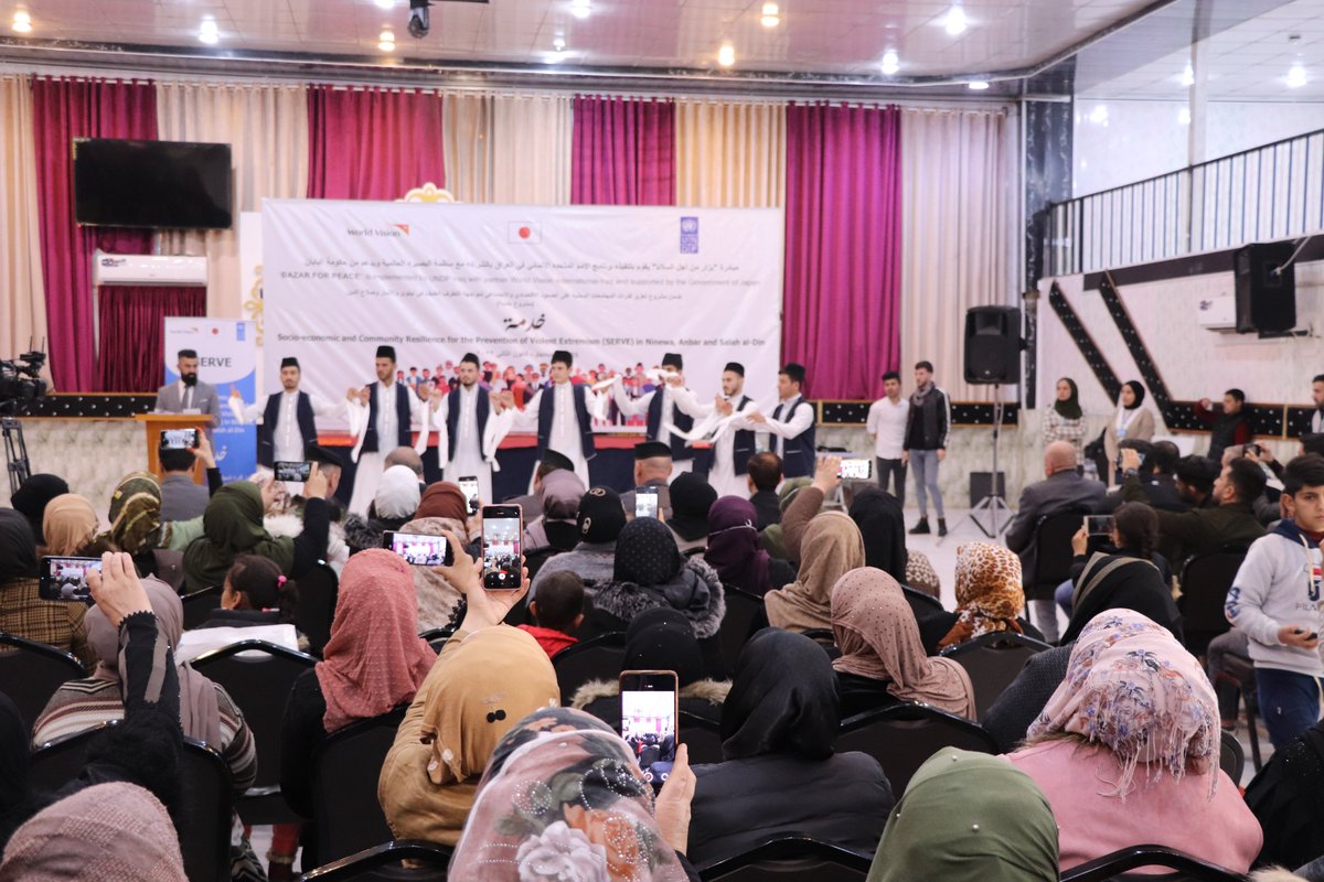 undpiniraq's tweet photo. Today we celebrate how the arts bring communities together in #TalAfar, #Ninewa. 🎨🎭
This Bazaar for Peace is part of our project to encourage reintegration in communities of #Anbar, Ninewa and #Salah_al_Din with @IraqVision supported by @JapanGov. https://t.co/jXJoXeZqI4