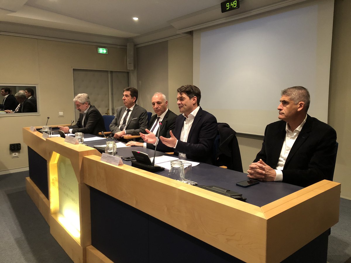 cestrosi's tweet photo. Mes plus chaleureuses félicitations à mon ami @JeromeViaud, maire de Grasse, qui vient d’être élu à la présidence de l’Association des Maires du 06 #ADM06. Je tiens à rendre hommage à @JP_DAVID06 pour son excellent travail au service des élus et communes de notre territoire. https://t.co/AgwPOnWt4D