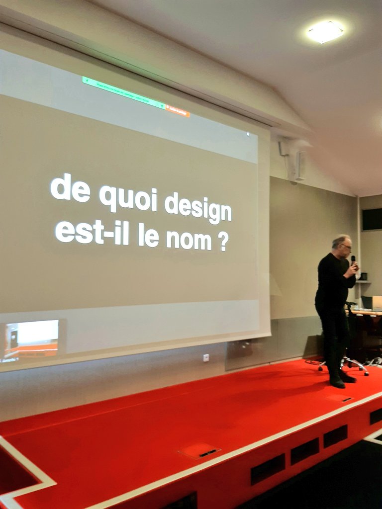 nicoperrin's tweet photo. Meeting d'ouverture de la semaine pédagogique #innovation et #entrepreneuriat de l @eivp_paris avec Dominique #Sciamma, directeur de @CyEcoledeDesign
De l'@UniversiteCergy

#eivp #Paris #creathon #genieurbain #ecologie #energie  #climat https://t.co/8d18ba29Mx