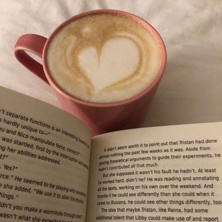 softdeIicacy's tweet photo. the smell of books and coffee. https://t.co/6F0LW7yoFi