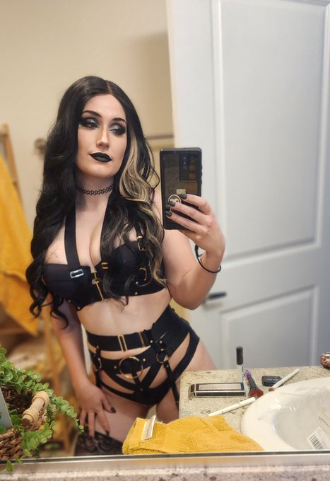 You should follow me on Instagram https://t.co/BbudE0MOdm Or sup to my OF link in bio https://t.co/O<a href="/tag/spicy"class="tags"><span>#spicy</span></a><a href="/tag/of"class="tags"><span>#of</span></a><a href="/tag/helluvaboss"class="tags"><span>#helluvaboss</span></a><a href="/tag/loona"class="tags"><span>#loona</span></a><a href="/tag/helluvabossloona"class="tags"><span>#helluvabossloona</span></a>