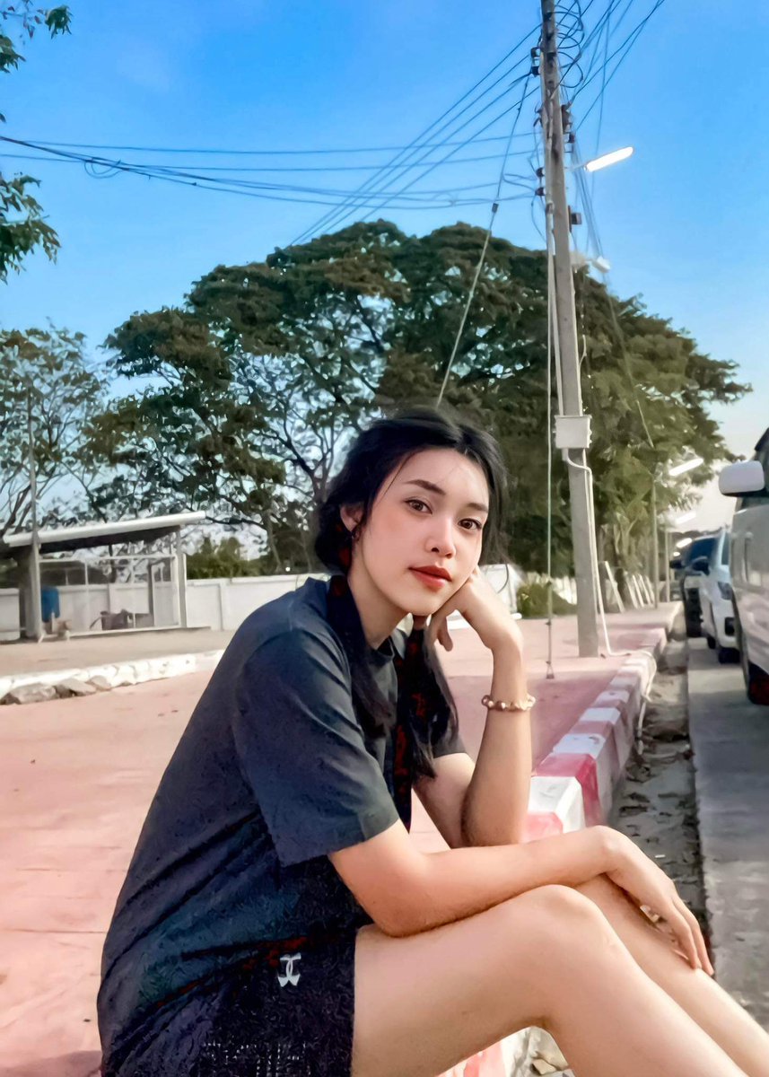 ChDsn19999's tweet photo. จะโกหกใครก็ได้ แต่โกหกตัวเองไม่ได้หรอกนะ https://t.co/AbP6Kf7Oxi