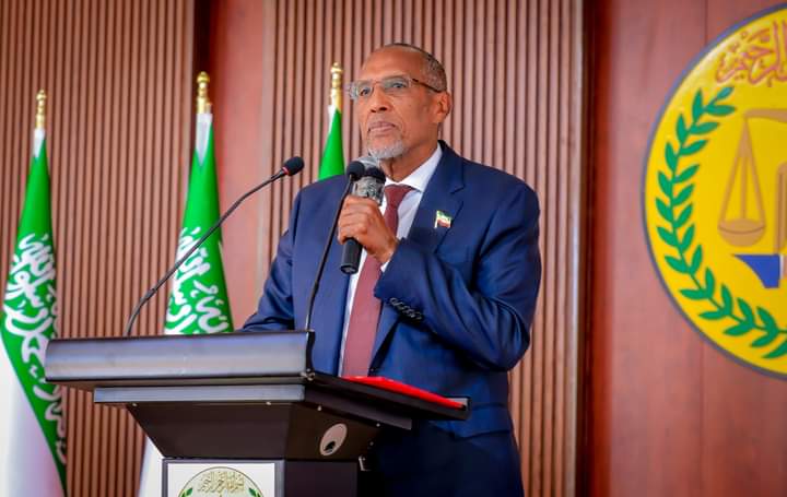 FeisalabdiR's tweet photo. Empowering Youth for Entrepreneurship, Enterprise, TVET, Learn 2 earn and leadership skills, among others are political program activities of @XISBIGAKULMIYE Party. Thanks President @musebiihi for the operationalization of Somaliland Youth Developmenr Fund.
#SLMoYS
#SONYO https://t.co/o6mh7r9SXR