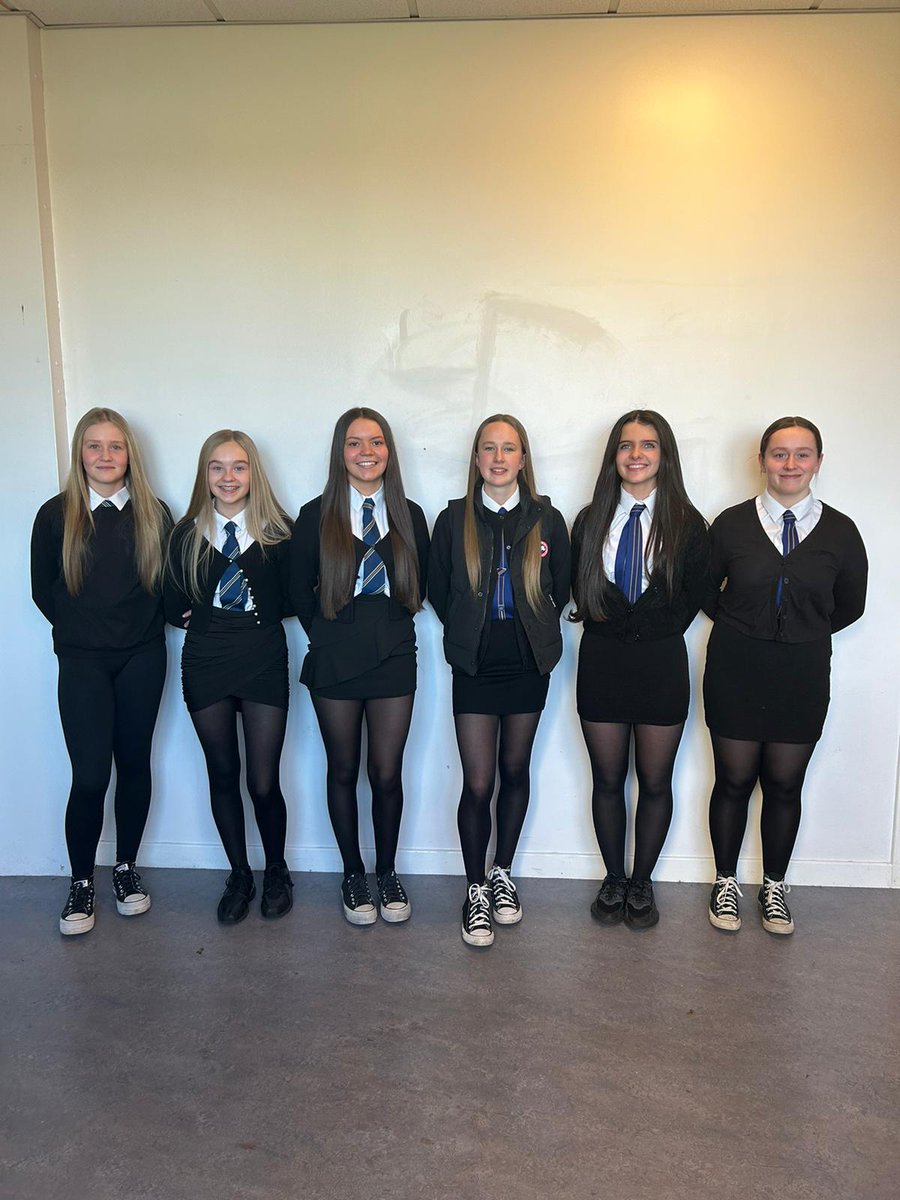 RenfrewHighHWB's tweet photo. Announcement 📢

Massive congratulations to Becky, Katie, Lilley, Sarah, Rebecca and Kirsty on being selected for the P&amp;D u18 Squad. 

#monthefrew @RenfrewLadiesFC @GlasgowCityFC @MotherwellWomen @stmirrengirls https://t.co/gcQjgCxn0k
