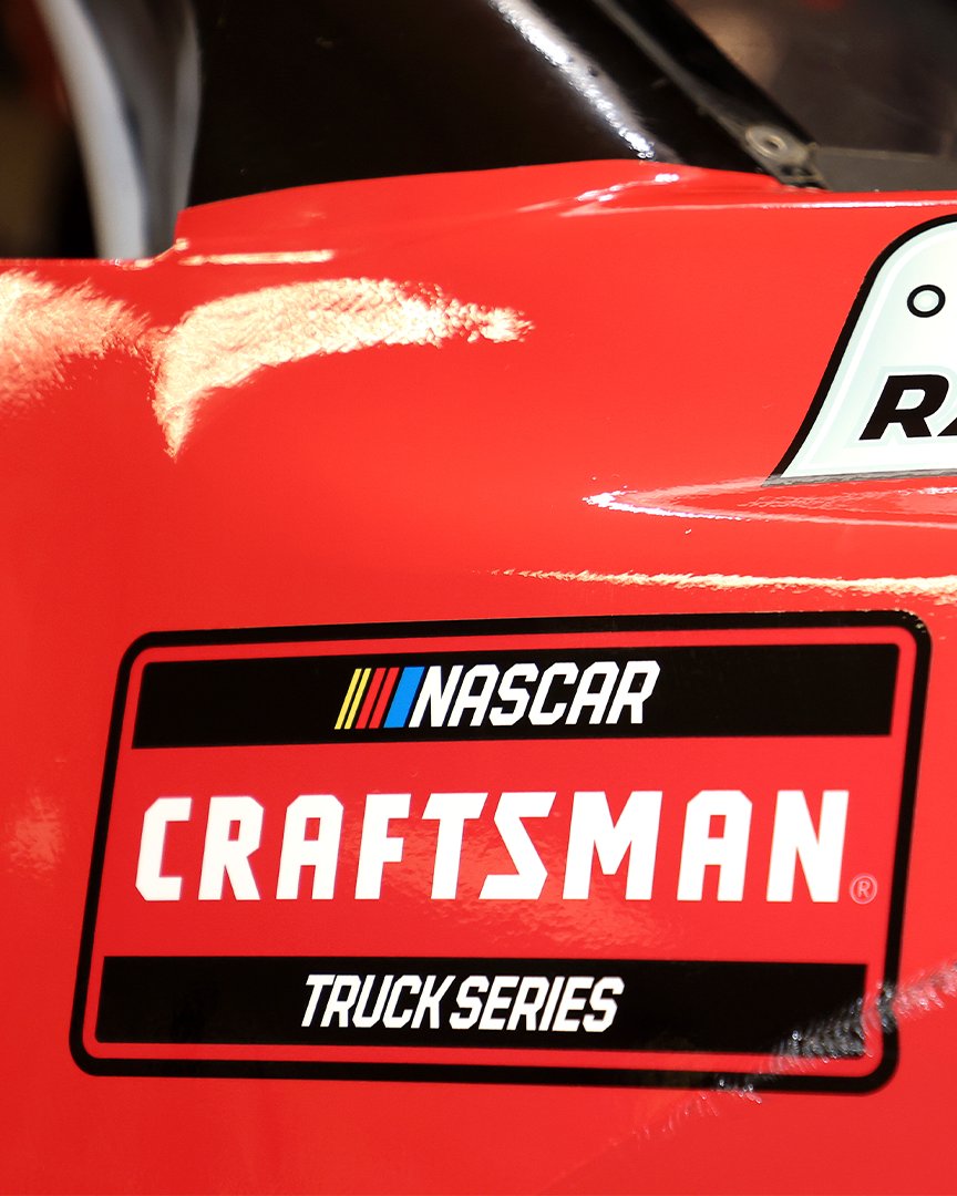 NASCAR CRAFTSMAN Trucks tweet media