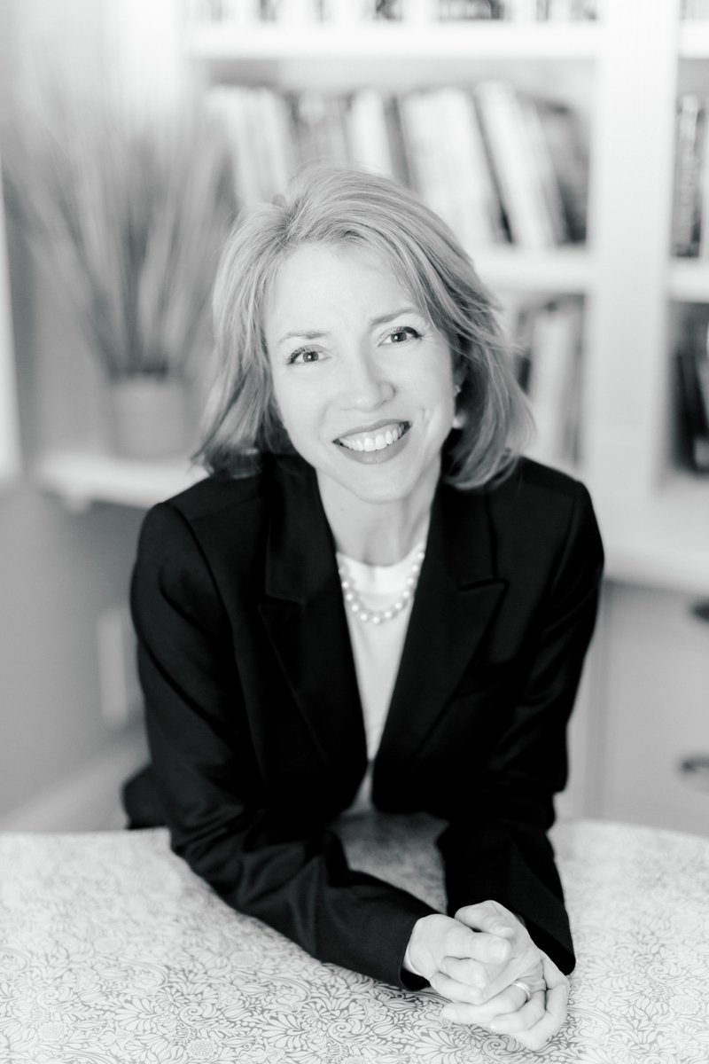 PLSLakerEd's tweet image. Kristen Cvancara joined the LEF board in November of 2022.  Kristen wants kids to enjoy learning, to be able to engage in active experiences that develop their talents and broaden their understanding of the world.