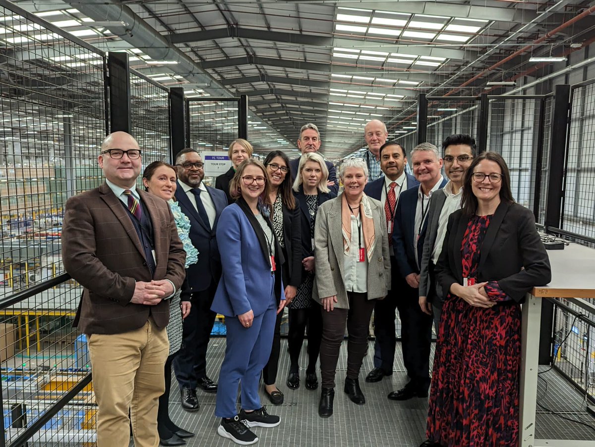 HenriettaLB's tweet photo. #TeamChamber on the road with our @GrBhamChambers board away day, brilliantly hosted by @CannockChamber member @AmazonUK 

Thankyou for the lively discussion, reflection, ideas &amp; positivity - exciting plans for fulfilling our mission to Connect, Support &amp; Grow local businesses https://t.co/gG0bGIK980