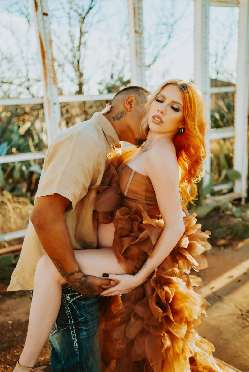 RowdyWestPhoto's tweet photo. This love 🤍 https://t.co/9pgssGlczU