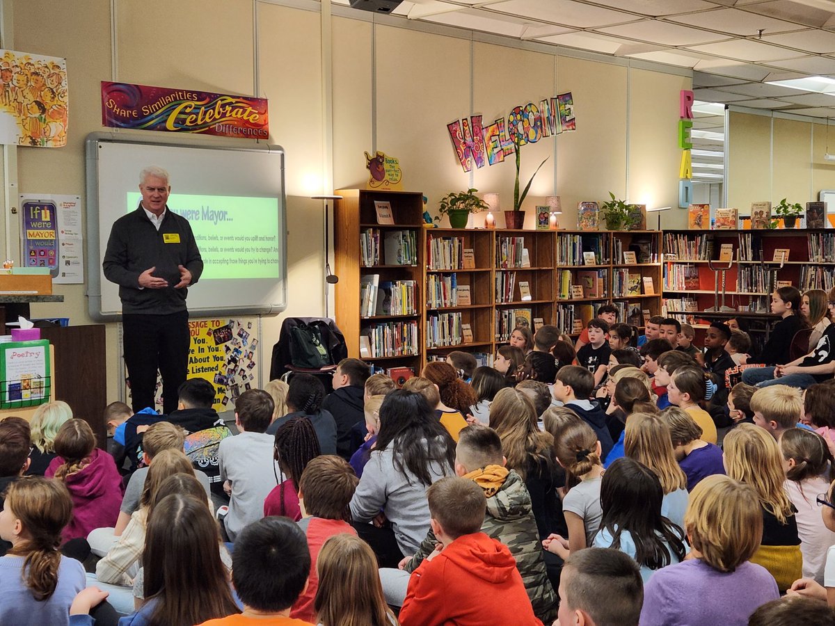 Fourth graders at MES listening to Burgess Miller talking about his job as mayor and municipal government in Middletown. Students are preparing to write essays for the statewide "If I were mayor" contest. <a href="/FCPSMaryland/">FCPS-MD</a> <a href="/MiddletownElem/">Middletown Elementary FCPS</a> #knightpride   #MiddletownMD