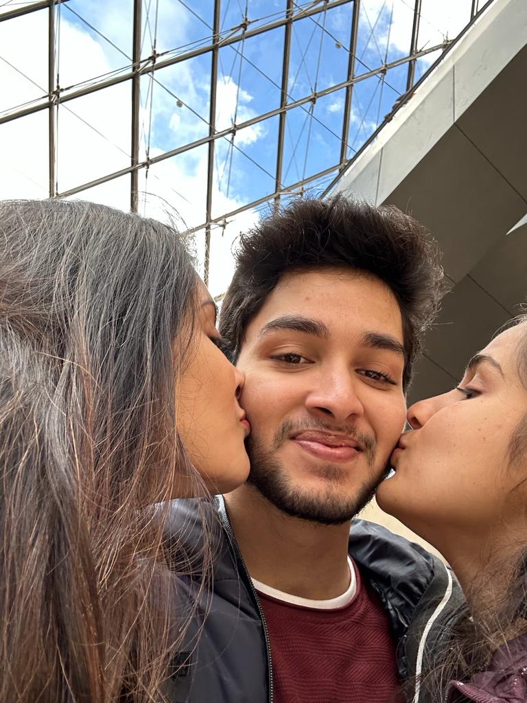 Rhea Sharma Exclusive tweet media