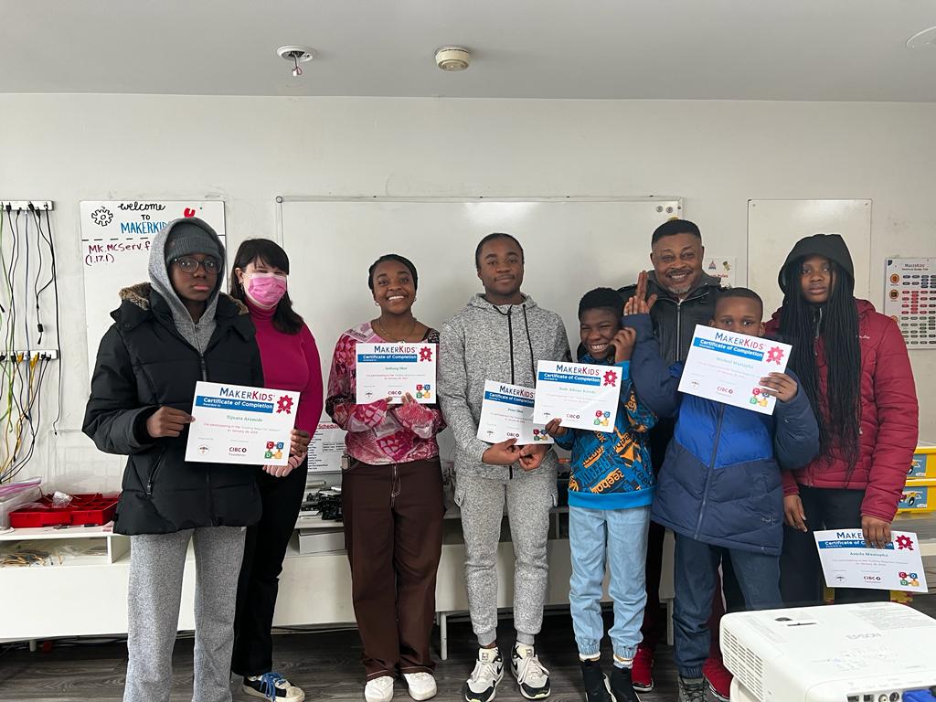 Afrocanadianinc's tweet image. Congratulations to all our aspiring children & youths aged (11-18 years) for completing coding beginners sessions on January 28, 2023. 🎉
Join our Free Coding, Robotics & Minecraft sessions 👇
Registration Link: linktr.ee/stemlearning
#STEMLearning #freecodingclass #STEMforAll