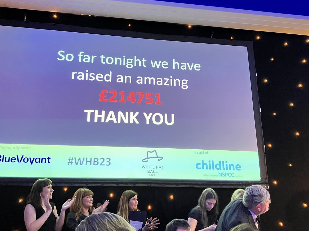 A wonderful evening this weekend was spent supporting the #WhiteHatBall in aid of NSPCC #Childline. 

An amazing effort and commitment for all involved raising over £200k on the night, and as always, it was a pleasure to share Liam.
#Pledge #ForLiam💚  #ForEveryChildhood💙