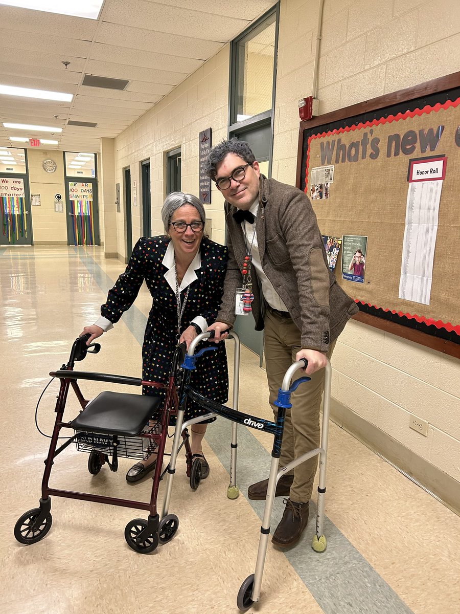 Happy 100 Days of School from Grandma Hartsoe and Grandpa Josh 💯 👵🏻 👴
@BC_Schools