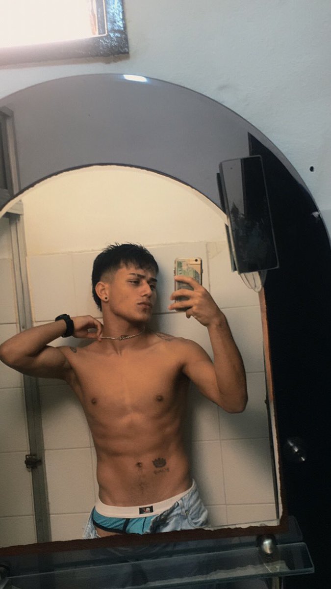 Sebastian_0890's tweet photo. Rt y corazón ♥️ #gay #Medellin #BoysLove https://t.co/hEY3jWvmQt