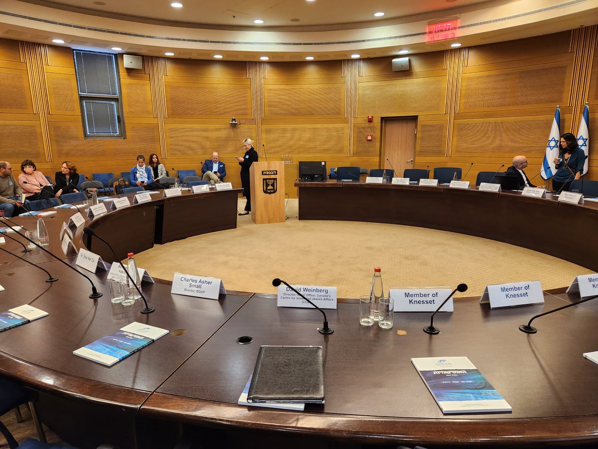 CIJAinfo's tweet photo. CIJA participated in today's @KnessetENG discussion on #Antisemitism, where we were able to share insights from #Canada and raise the importance of #Israel maintaining open lines of communication with global Jewry to ensure our voices are heard. 🇨🇦🇮🇱 https://t.co/QE7eZ6VuJj