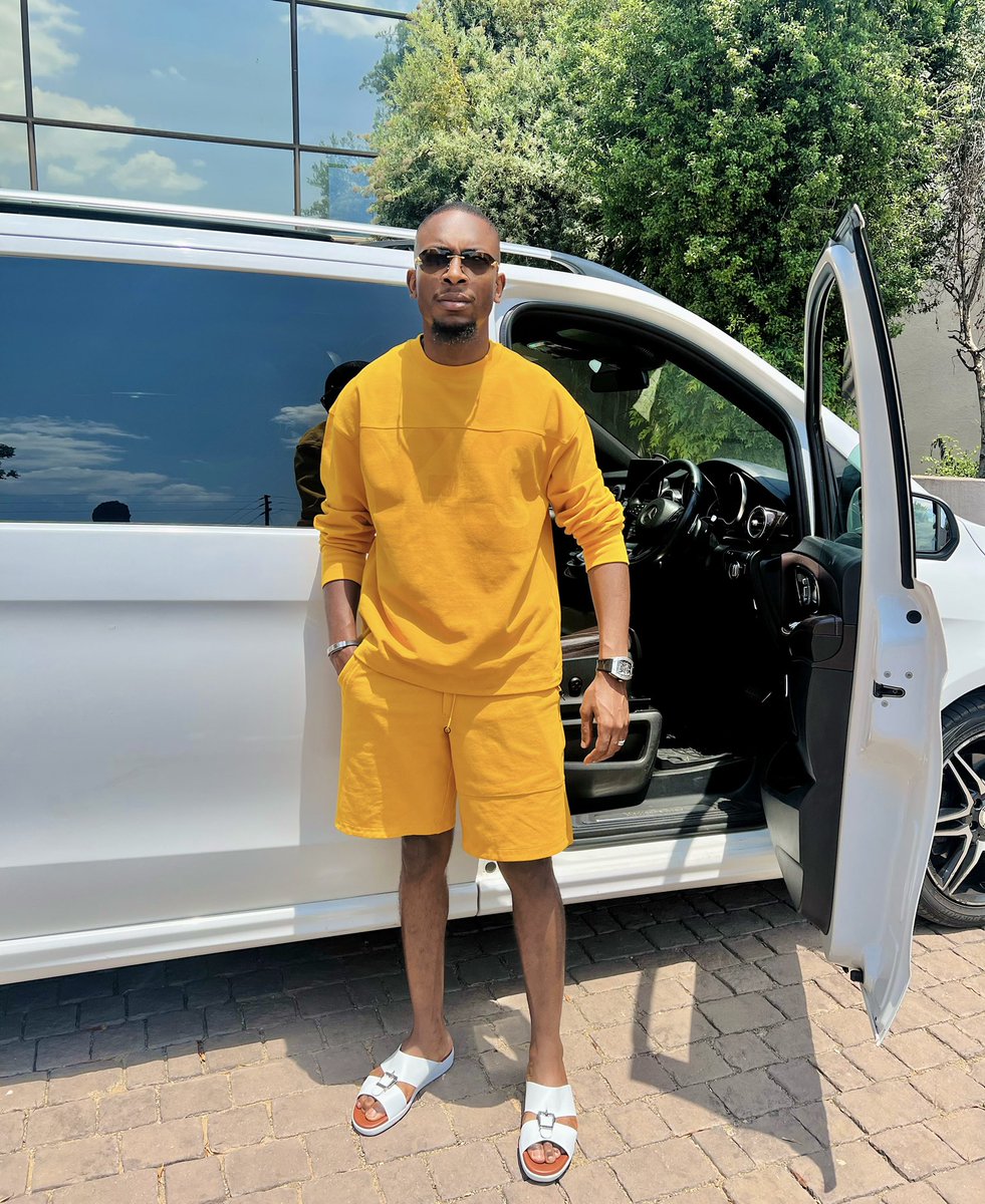 miz_mzwakhe's tweet photo. Get yourself around winners this year. Leave the ungrateful and whiners alone #Notimetoplay https://t.co/odcRjO9LJu