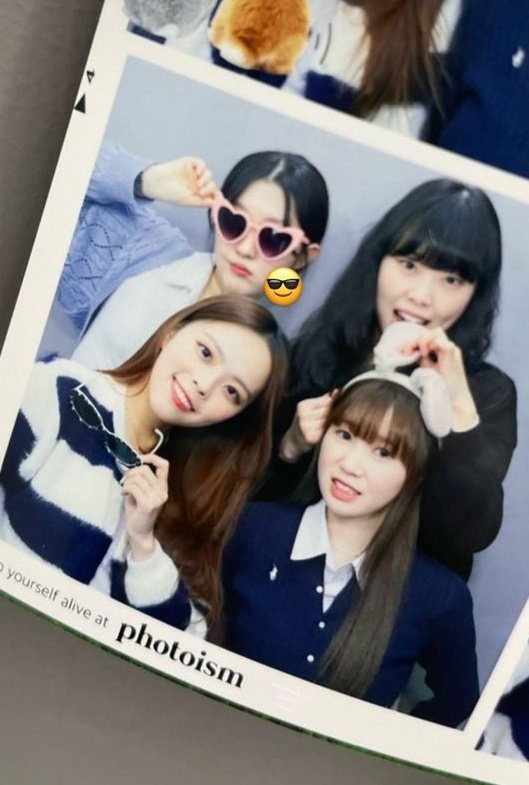 [📸] 29.01.23 –

 #MINSEO #MIJEONG 
 #AZER #아제르