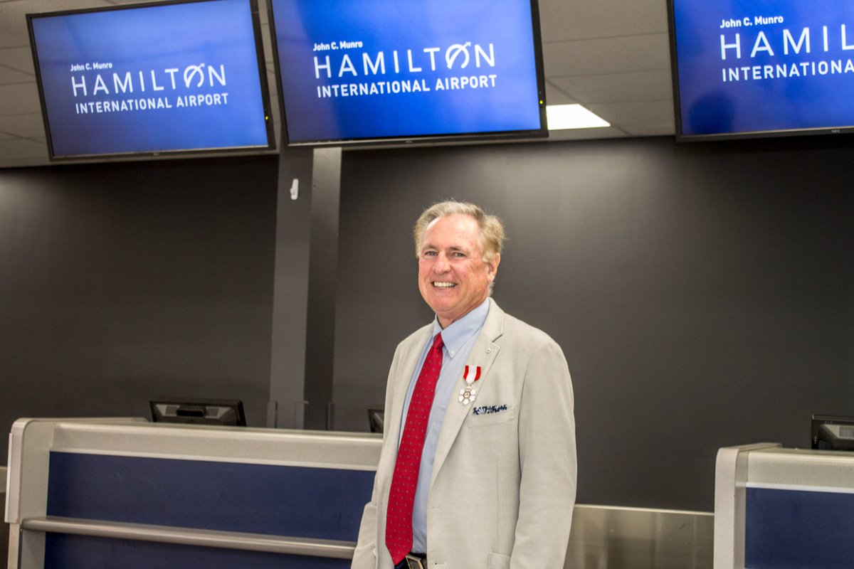 We are so proud to share that the long-serving Chairman of @flyyhm's Board of Directors, Ron Foxcroft, C.M., has been awarded a prestigious Queen Elizabeth II's Platinum Jubilee Pin for his significant achievements & contributions to the community 👏 🔗 bit.ly/3wD8VNJ