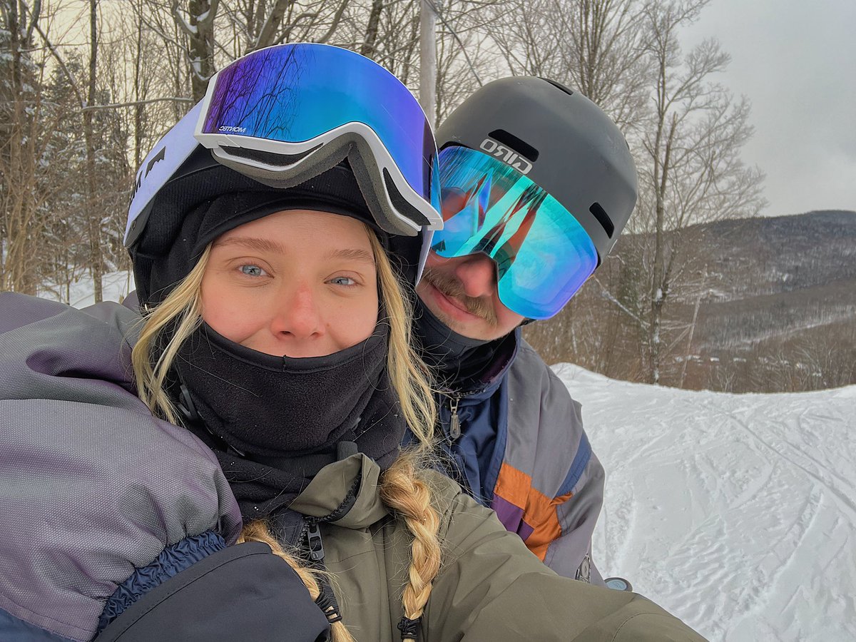 LauraGuertin2's tweet photo. fin de semaine avec lou 🤍 https://t.co/0U5G7qFOnw