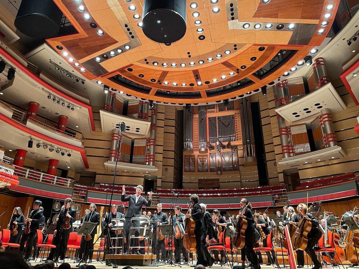 Huge thanks to Clark Rundell, the @thecbso musicians/ team for putting together yesterday’s “Sounds New” concert. Really special to be part of the event - and congrats to all my fellow composers! #birminghamnewmusic