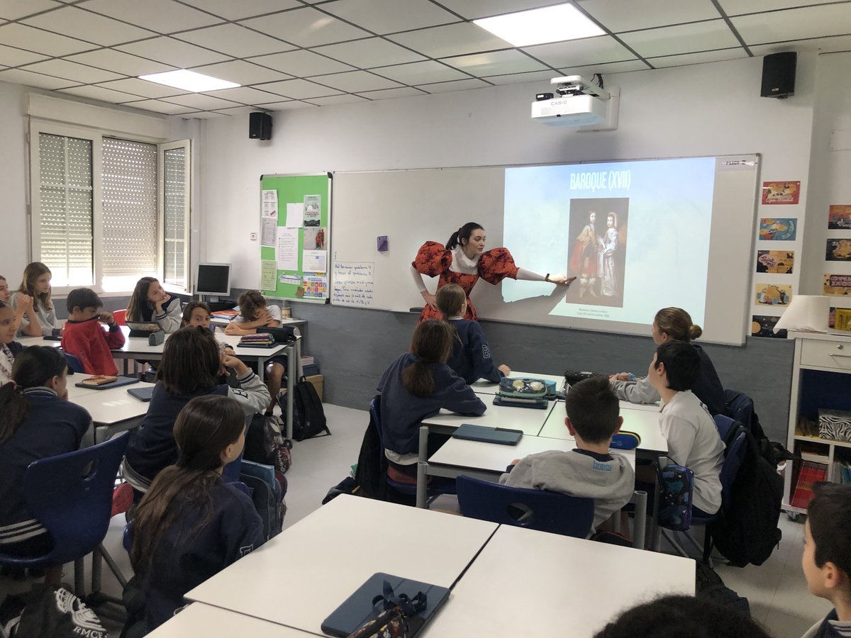 Colegio_Brains's tweet photo. Laura, hija de nuestra profe Gloria, de Brains María Lombillo, ha venido a hablar de moda en el siglo XVI y XVII a los alumnos de 6º de Primaria.

👗¡Menudos trajes!👗 https://t.co/6o3h9FLPf2
