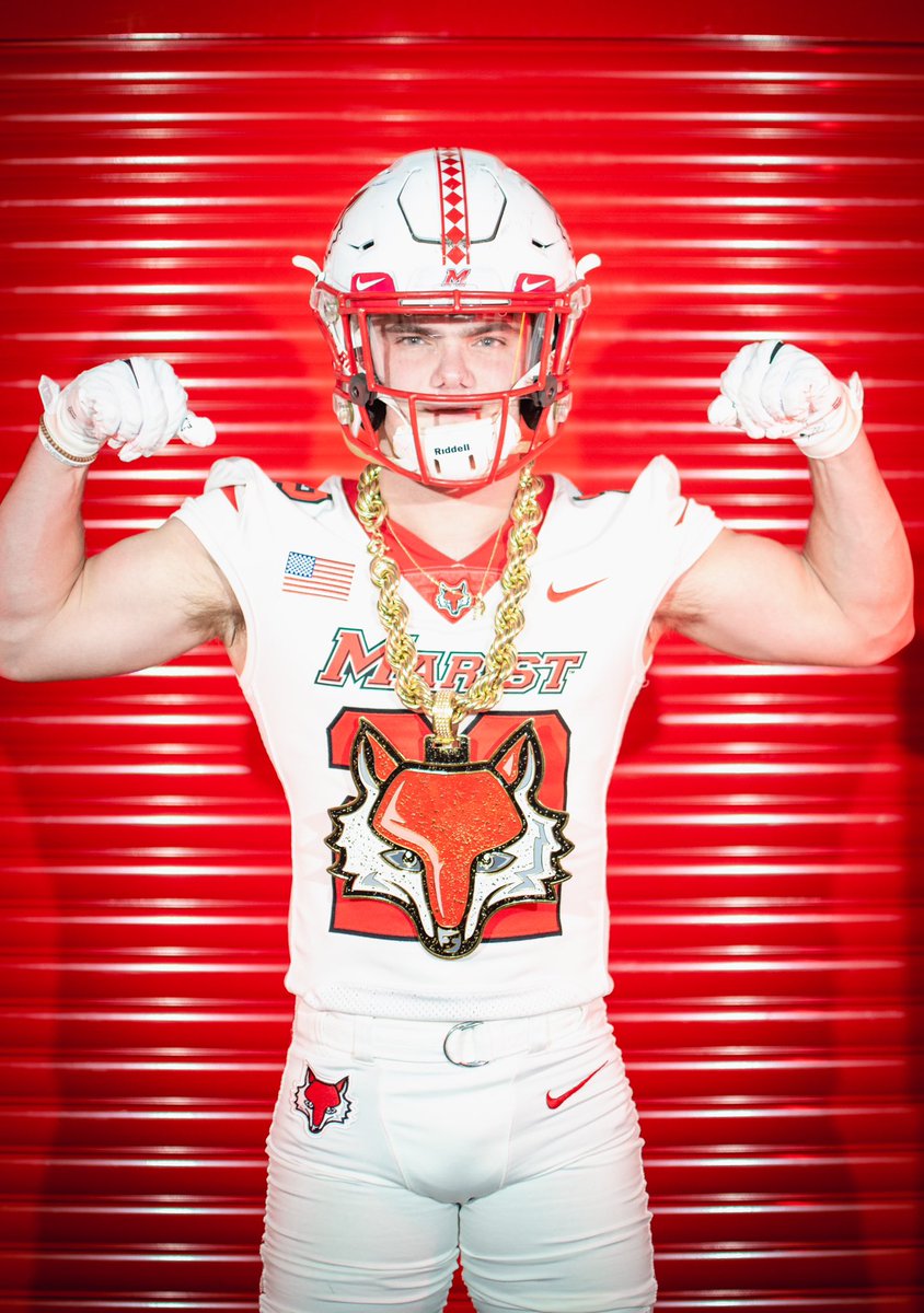 charlie_sparago's tweet photo. Had a great official visit at Marist College! Thank you @Coach_Creed @CoachParady for bringing me up! @Marist_Fball  @coachdcord @Greg_Russo @Metro7Football https://t.co/ew4iK0zqQO