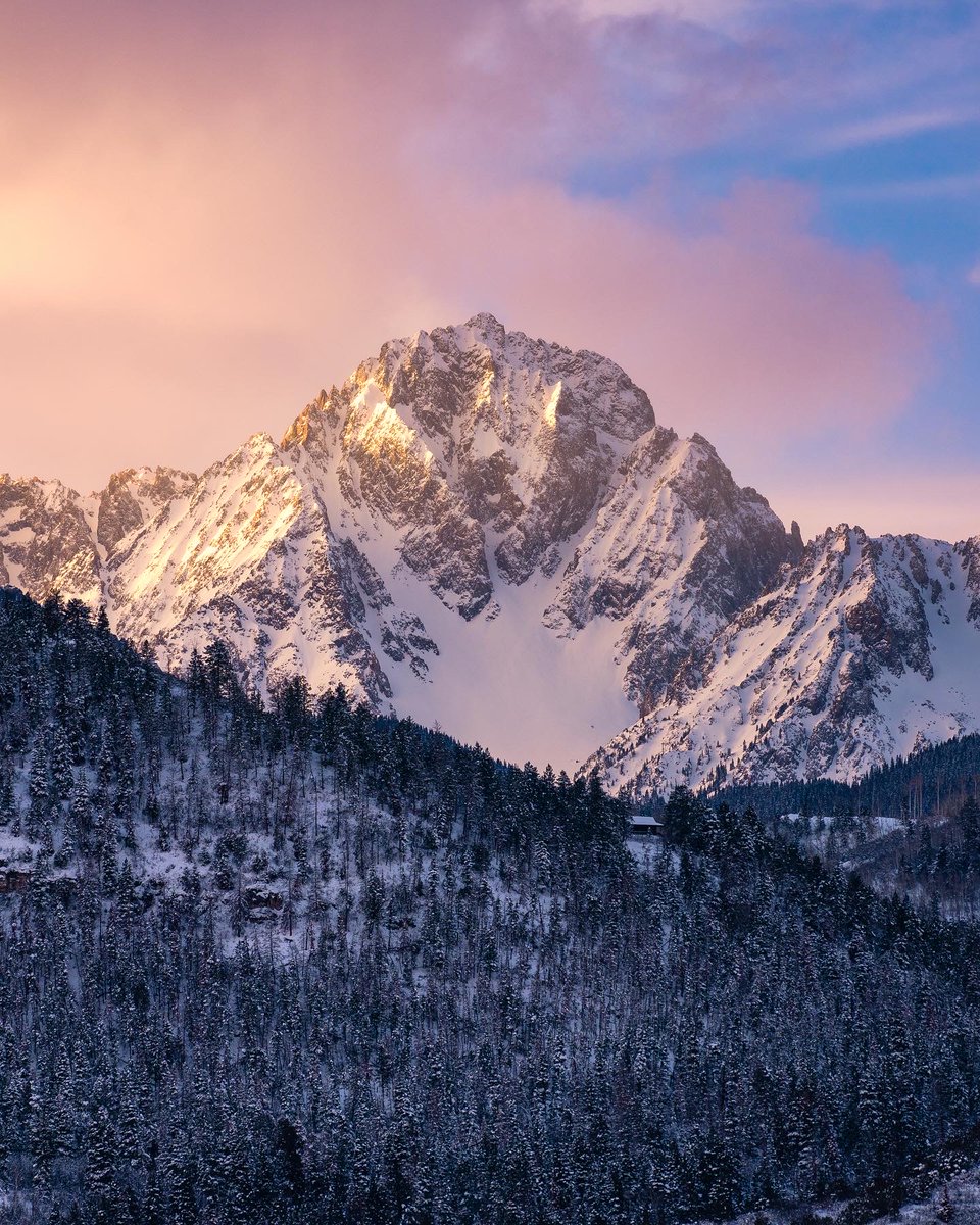 Fr33Water's tweet photo. I got the sniffles, while shooting Mount Sneffels on this particular morning. 👃👃👃
View the full post on IG if you care too: https://t.co/9rvGeWzXQi | #outtherecolorado #colorado #sonyimages #sonyalpha #rockymountains ...have a great week out there! https://t.co/eg18k7VL9O