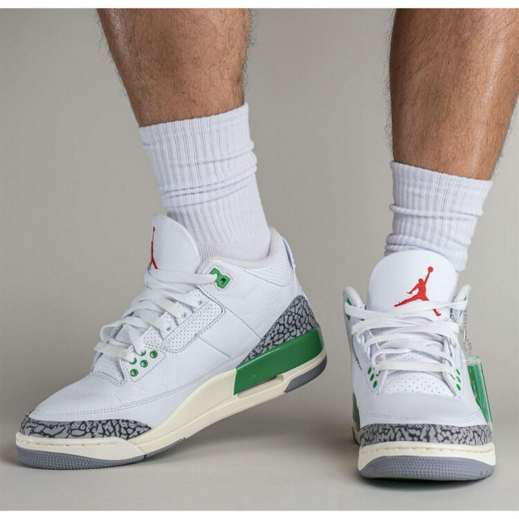 nicekicks's tweet image. "Lucky Green" for next AJ3's 🍀

📸: @yankeekicks
bit.ly/3FqtRLF