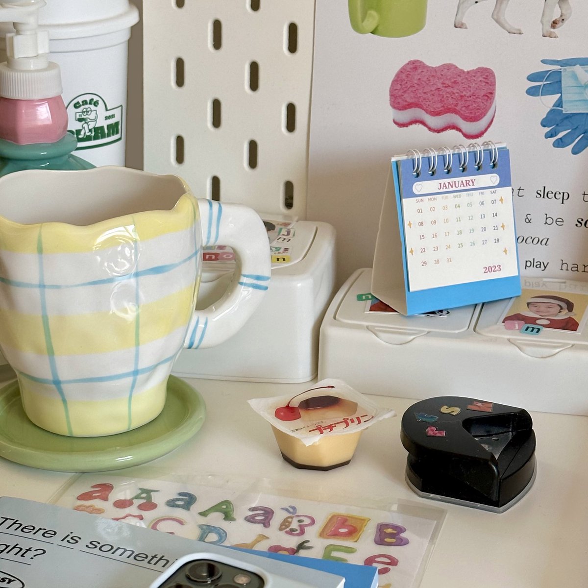 blueblo0ms's tweet photo. my little stuff 🛁🏡 https://t.co/4x2coZppkV