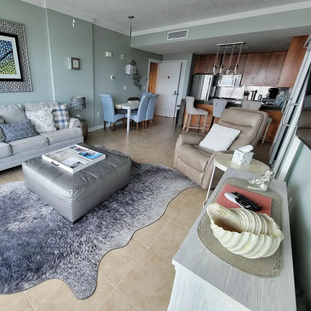 stargazerstays's tweet photo. This unit is located in the middle of all the fun spots, so it is a quick drive or walk to all the major attractions! 😍 https://t.co/k1p97f30dV

#stargazerstays #biloxi #biloxibeach #vacation #vacationgoals #vacationmode #vacationrental #vacationhome  #biloximississippi https://t.co/4F9xWOVEct